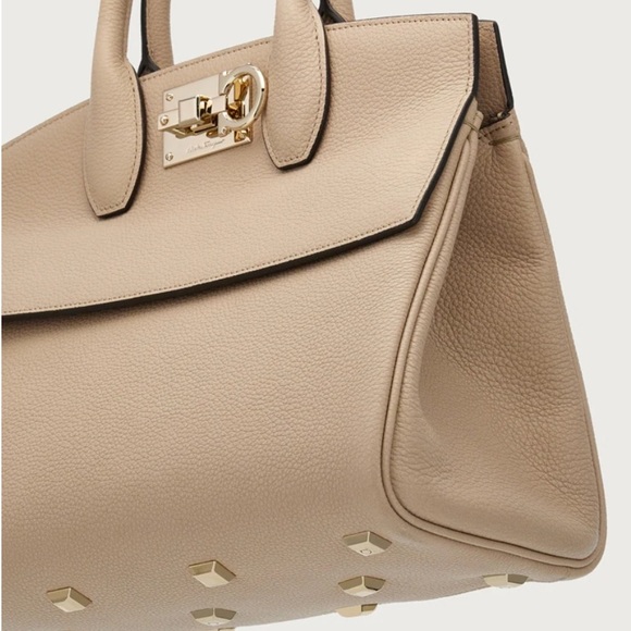 FERRAGAMO The Studio Bag CASHEW Authentic & NWT - Picture 9 of 17